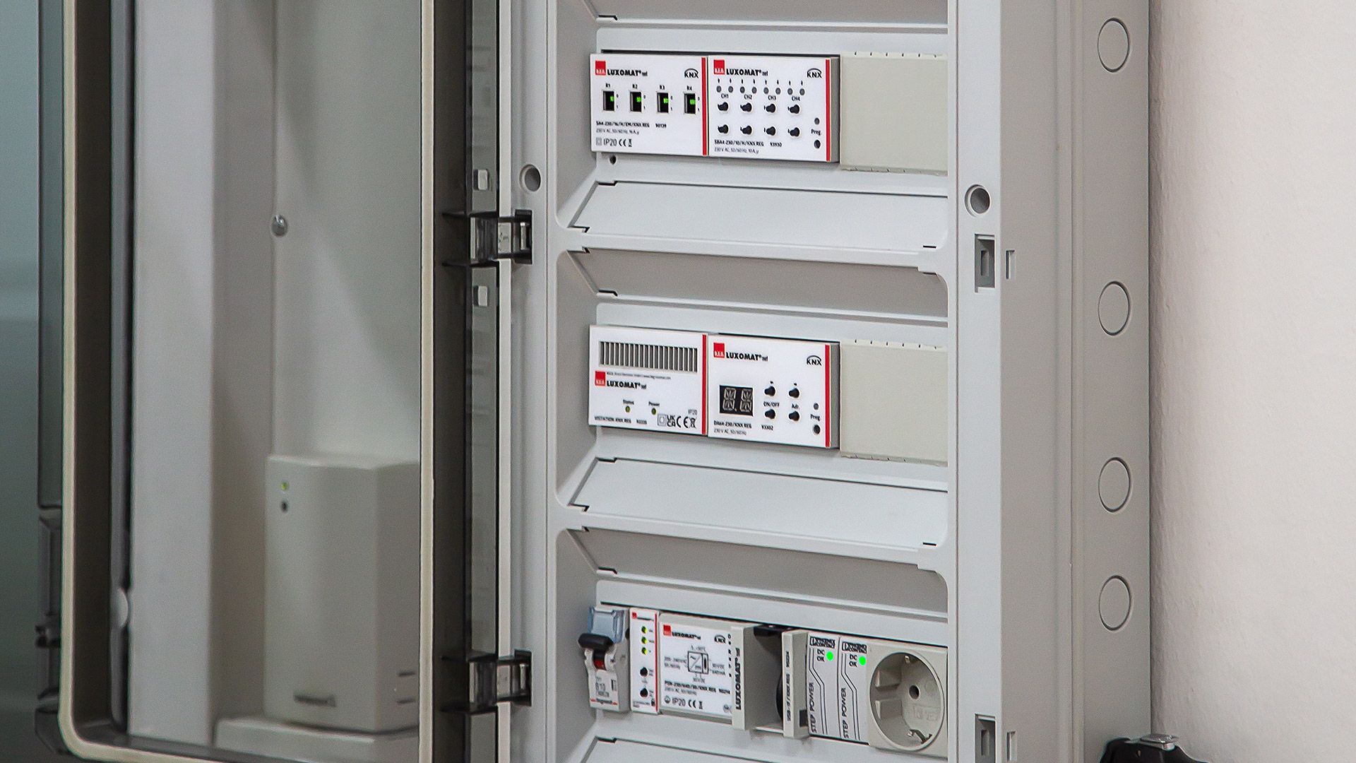 KNX B.E.G. Brück Electronic GmbH      